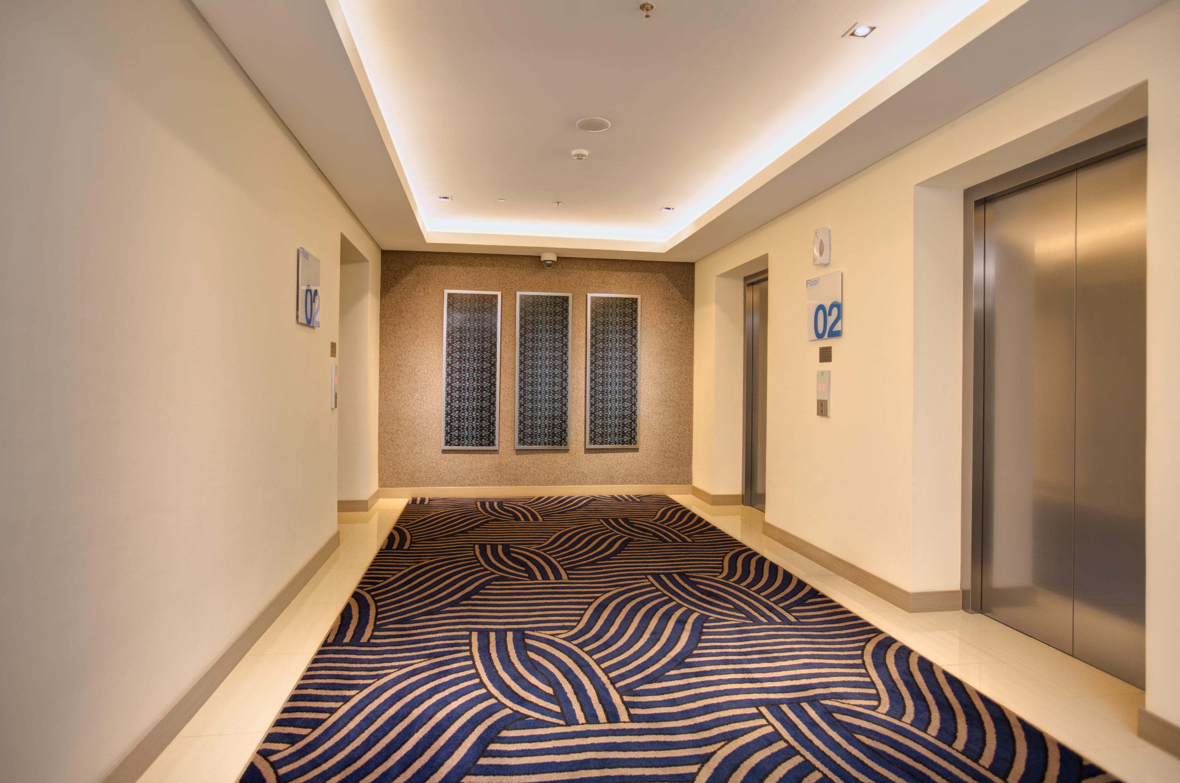 Holiday Inn Express Jakarta International Expo By Ihg Exterior photo